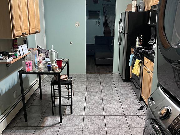 5th image of 353 5th St Floor 2