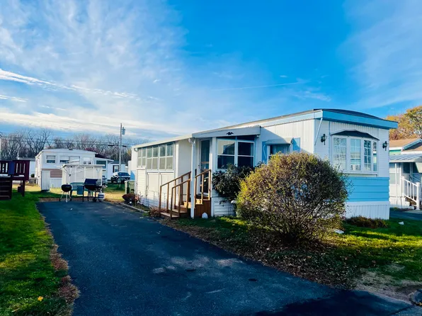 19 Arawak Drive, East Hartford, CT 06118