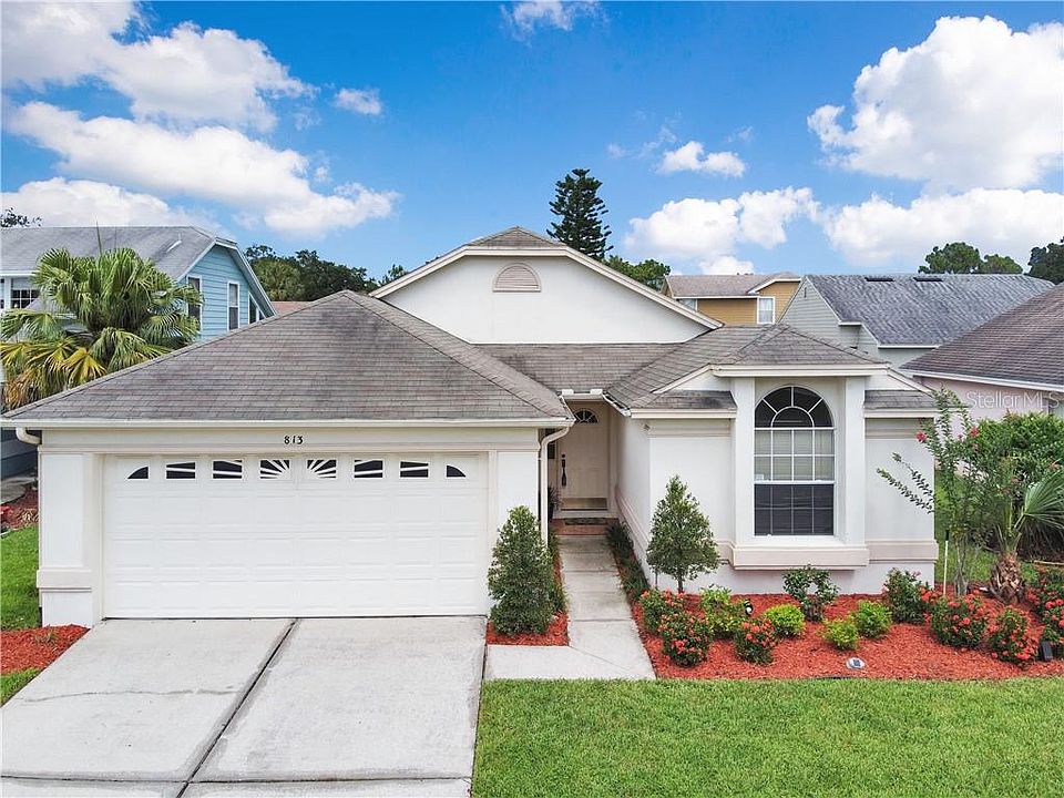 1st image of 813 Cave Hollow Ln