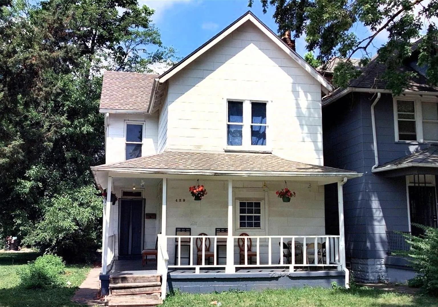 3 bed, 1176 sqft, $1,195 — Photo 1