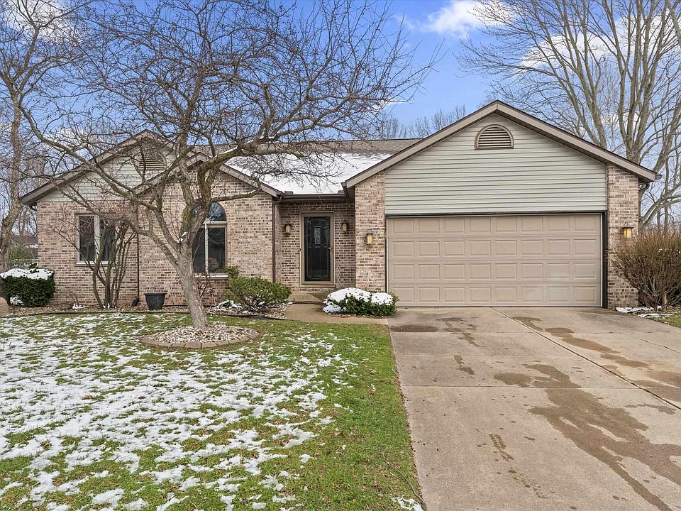 1st image of 52060 Falcon Chase Dr
