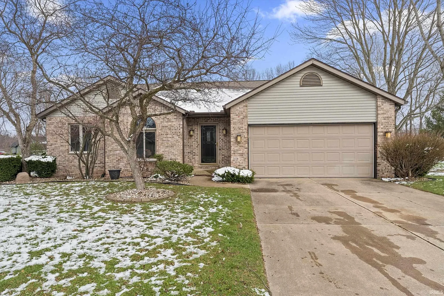 52060 Falcon Chase Dr photo 1