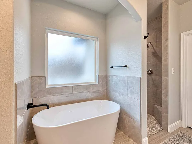 164 Crescent Rdg — Photo 22