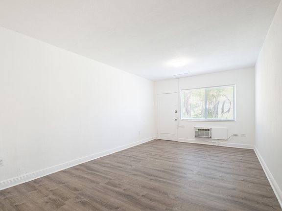2nd image of 8329 Byron Ave #12-A