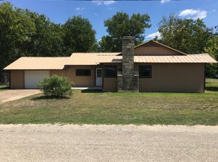 148 Live Oaks St, Medina, TX 78055