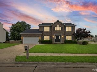 318 Edbrooke Dr, Shiloh, IL 62221
