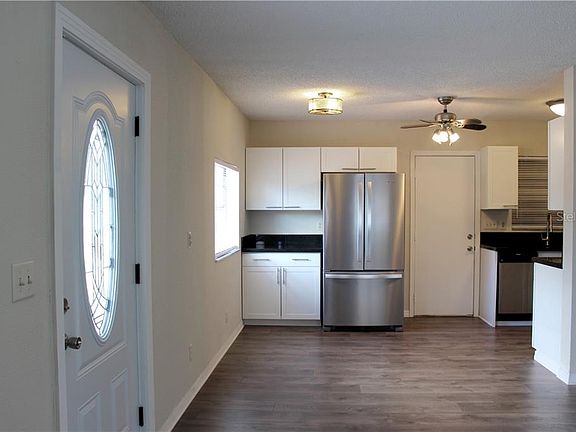 3rd image of 1757 Fulton Ave