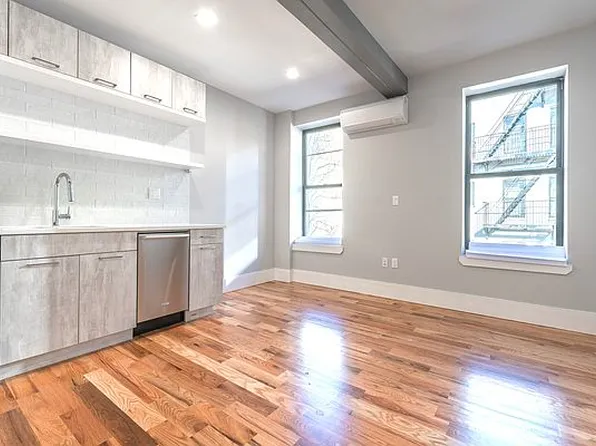246 Sullivan Pl, Brooklyn, NY 11225
