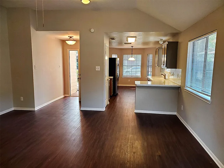 14418 Golden Cypress Ln — Photo 4