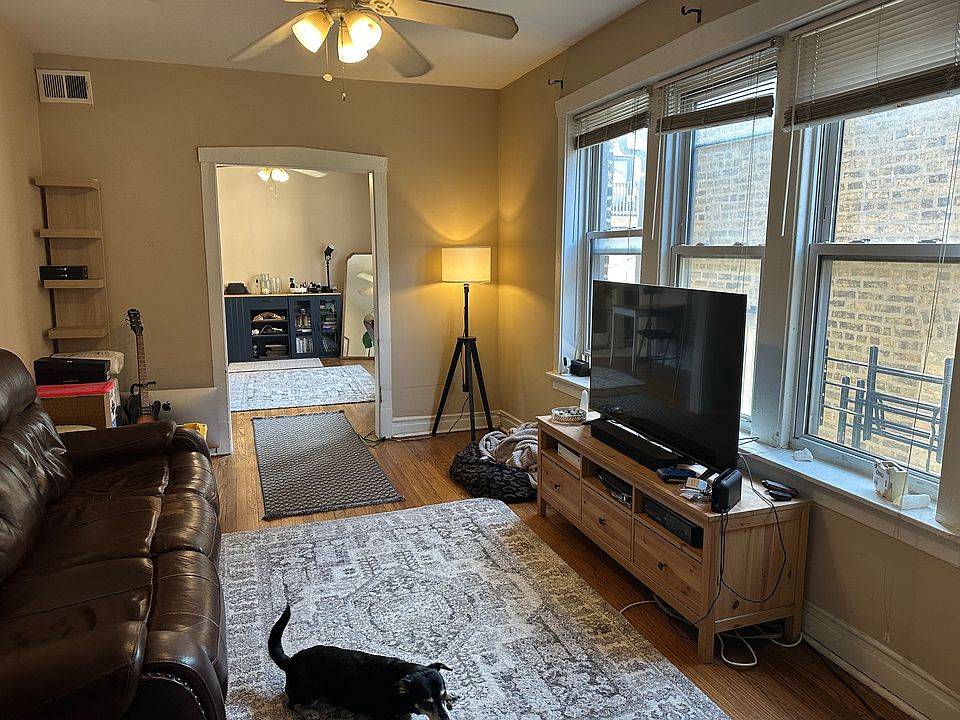 1st image of 1214 N Wolcott Ave APT 1R