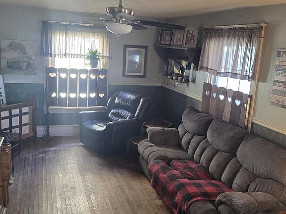 5th image of 2356 Fairview Ter