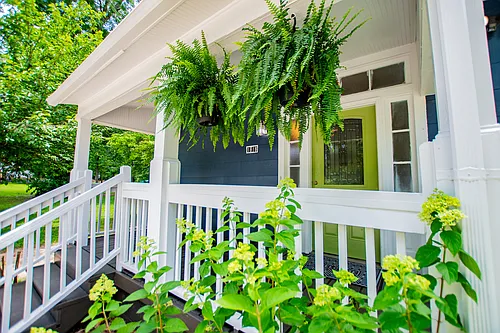 1818 Taylor Ave Photo 1