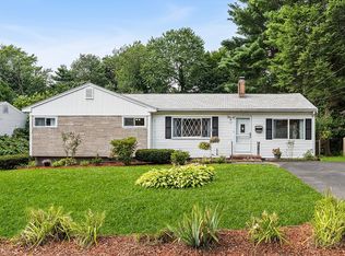 17 Lilian Rd, Framingham, MA 01701