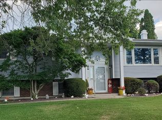 346 Park Dr, Hamilton, IL 62341