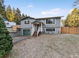110 Maryhill Dr, Kelso, WA 98626