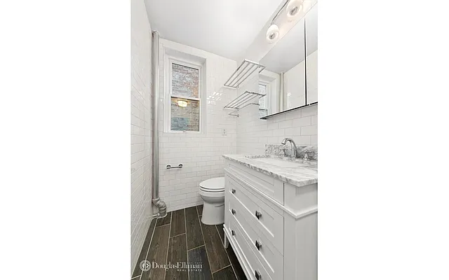 Sold by Douglas Elliman | media 16