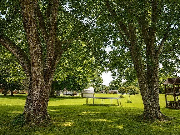 3rd image of 4635 County Road 48