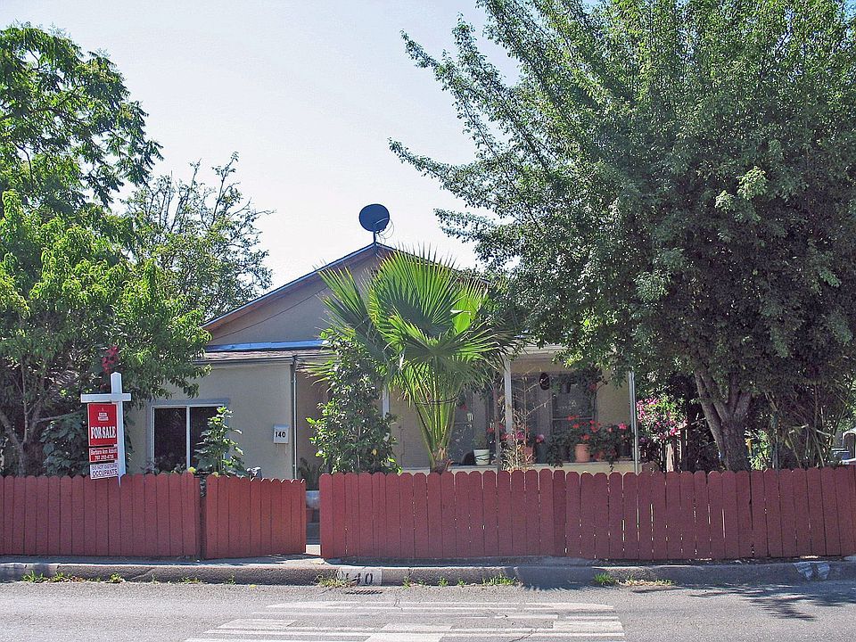 House fronts Boyes Blvd.
