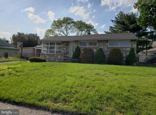 9618 Dedaker St, Philadelphia, PA 19115