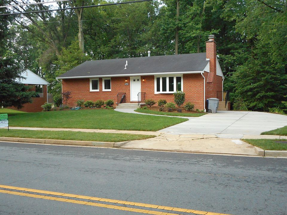 1st image of 7313 Fairwood Lane