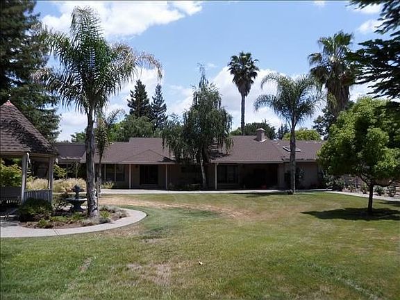 4th image of 3807 N Towers Pl