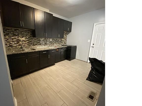 5th image of 6559 S Eberhart Ave #2