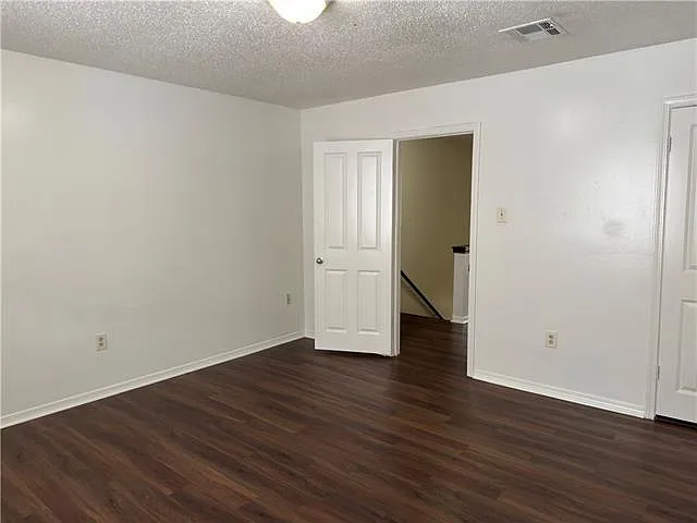 59 Carriage Ln #B — Photo 12