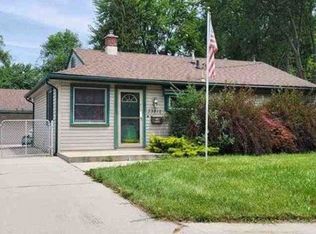33812 Casco Ct, Westland, MI