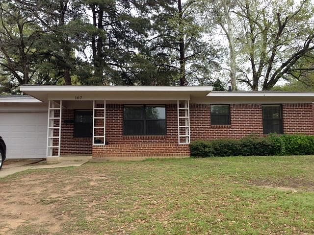 1st image of 107 Park Cir