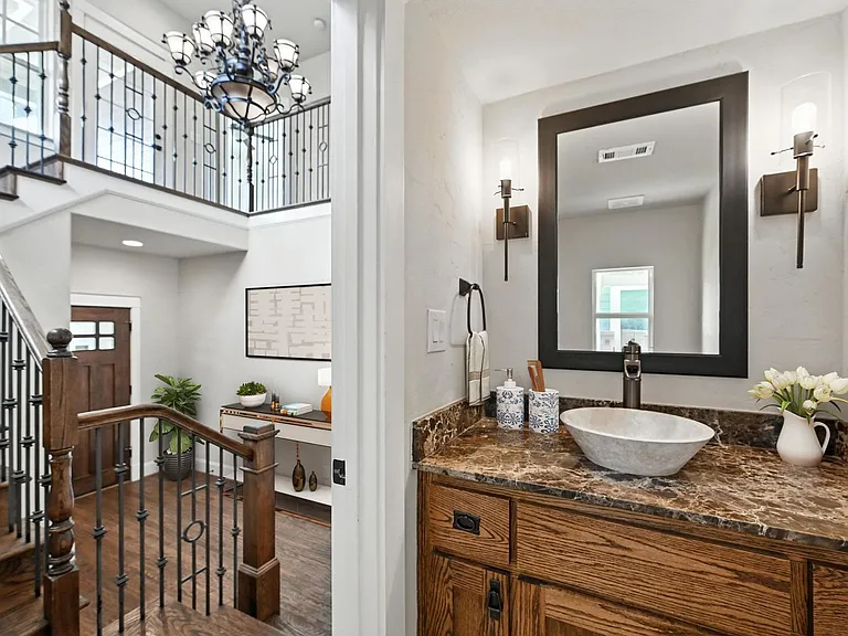5535 Willis Ave — Photo 3