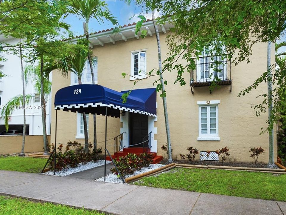 1st image of 124 Mendoza Ave APT 3