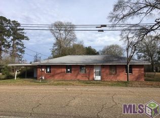 20303 Circle Dr, Livingston, LA 70754
