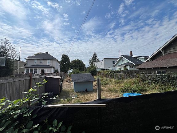 5th image of 1209 S Cushman Avenue