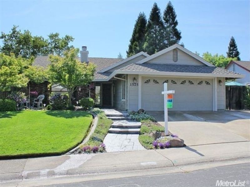 1st image of 1525 Pine Valley Cir