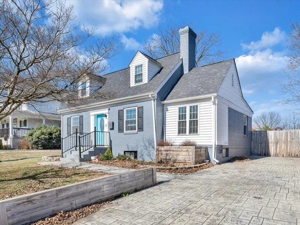124 Fugate Rd NE, Roanoke, VA 24012