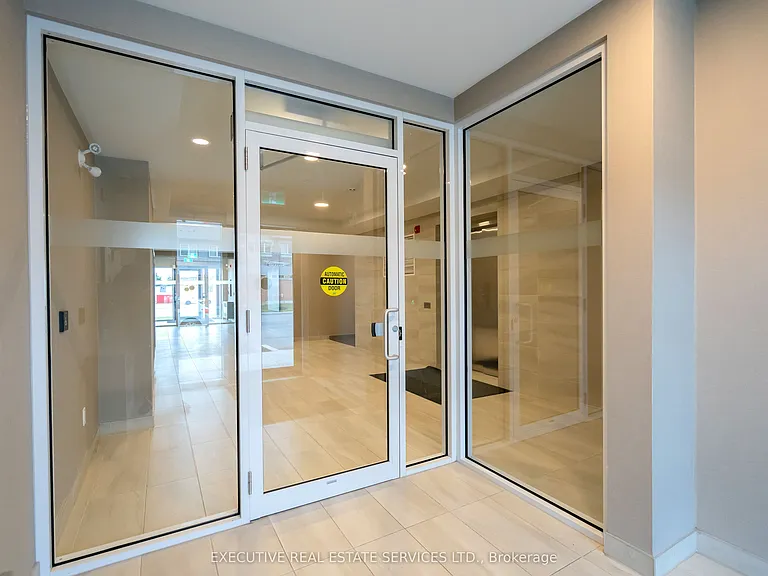 58 Sky Harbour Dr #402 — Photo 7