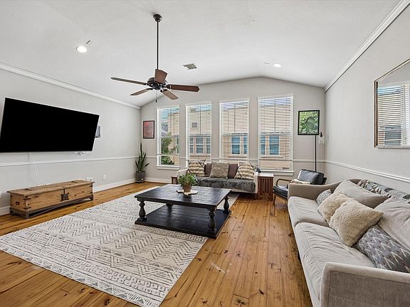 2nd image of 107 Riley Ln