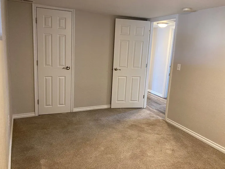 700 S 46th Ave — Photo 37