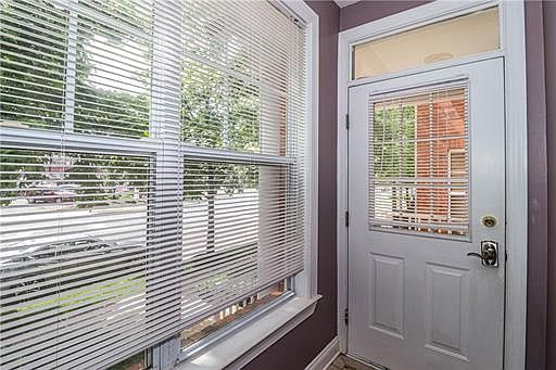 5th image of 610 Middlesex Ave #24