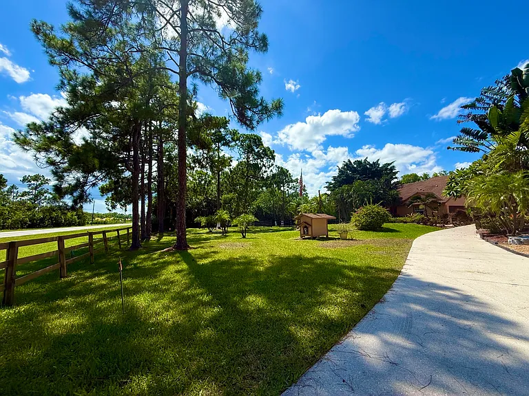 14765 Northlake Blvd — Photo 12
