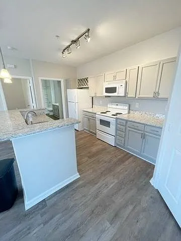 Kitchen Kitchen