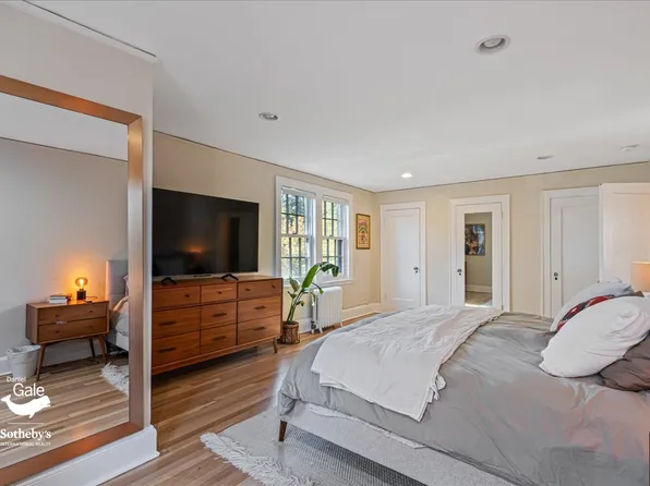 116-33 Union Turnpike image 19 of 40