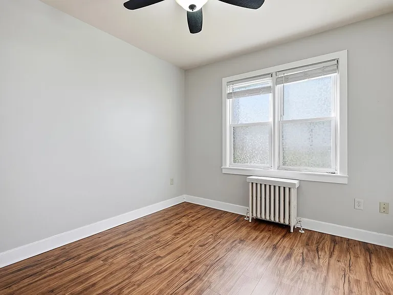 1210 Main Street — Photo 15