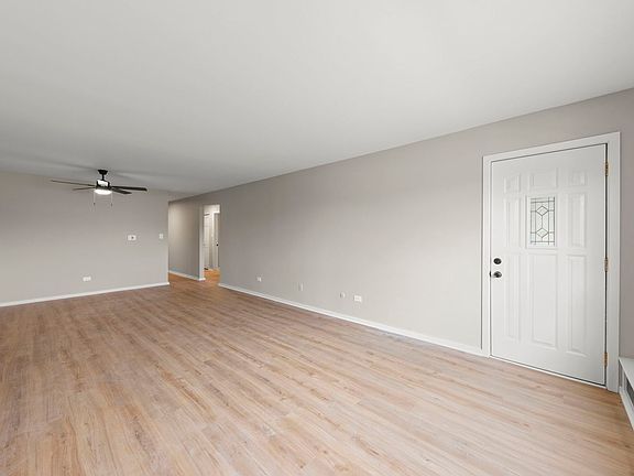 5th image of 1320 Lore Ln APT 117