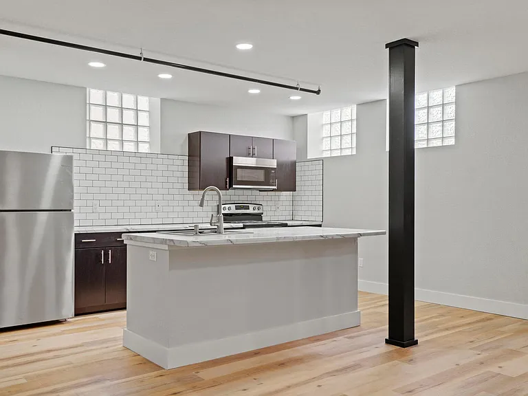 435 Ann St #F — Photo 3