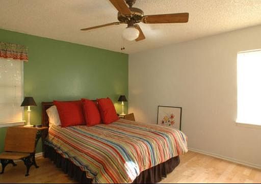 5th image of 8715 STARCREST DR #50