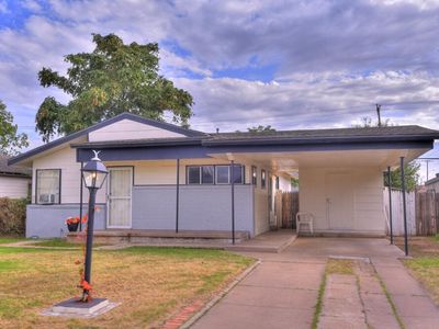 3013 2nd St, Lubbock, TX, 79415