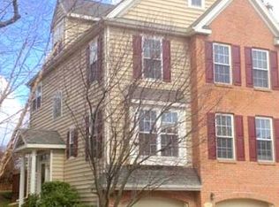 220 Cherry Ln, Kennett Square, PA 19348