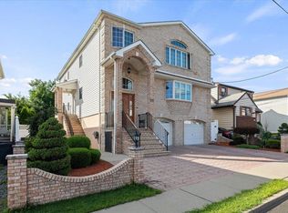 233 Van Buren St FLOOR 1, Lyndhurst, NJ 07071