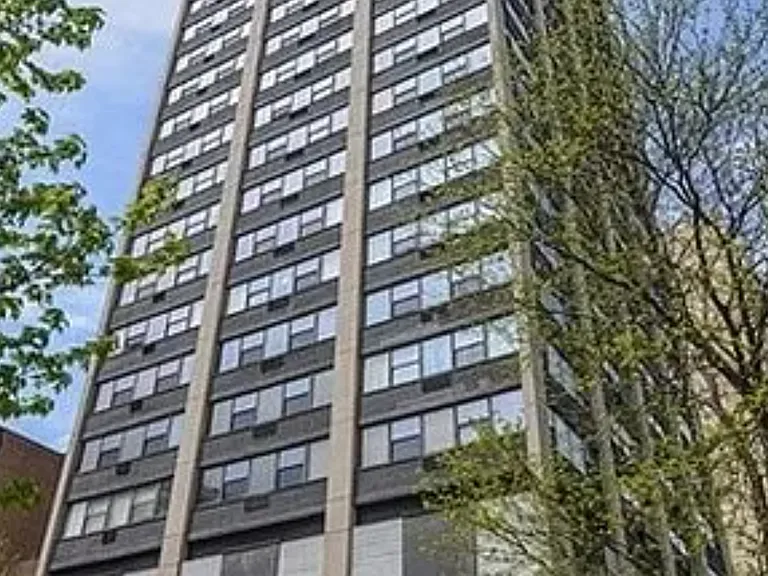 2700 N Hampden Ct #23A — Photo 4